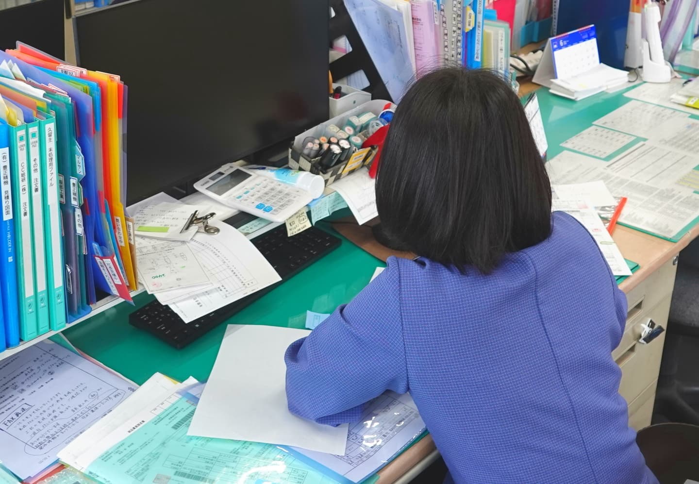 女性社員が東新鉄工所の事務職に就職しての感想